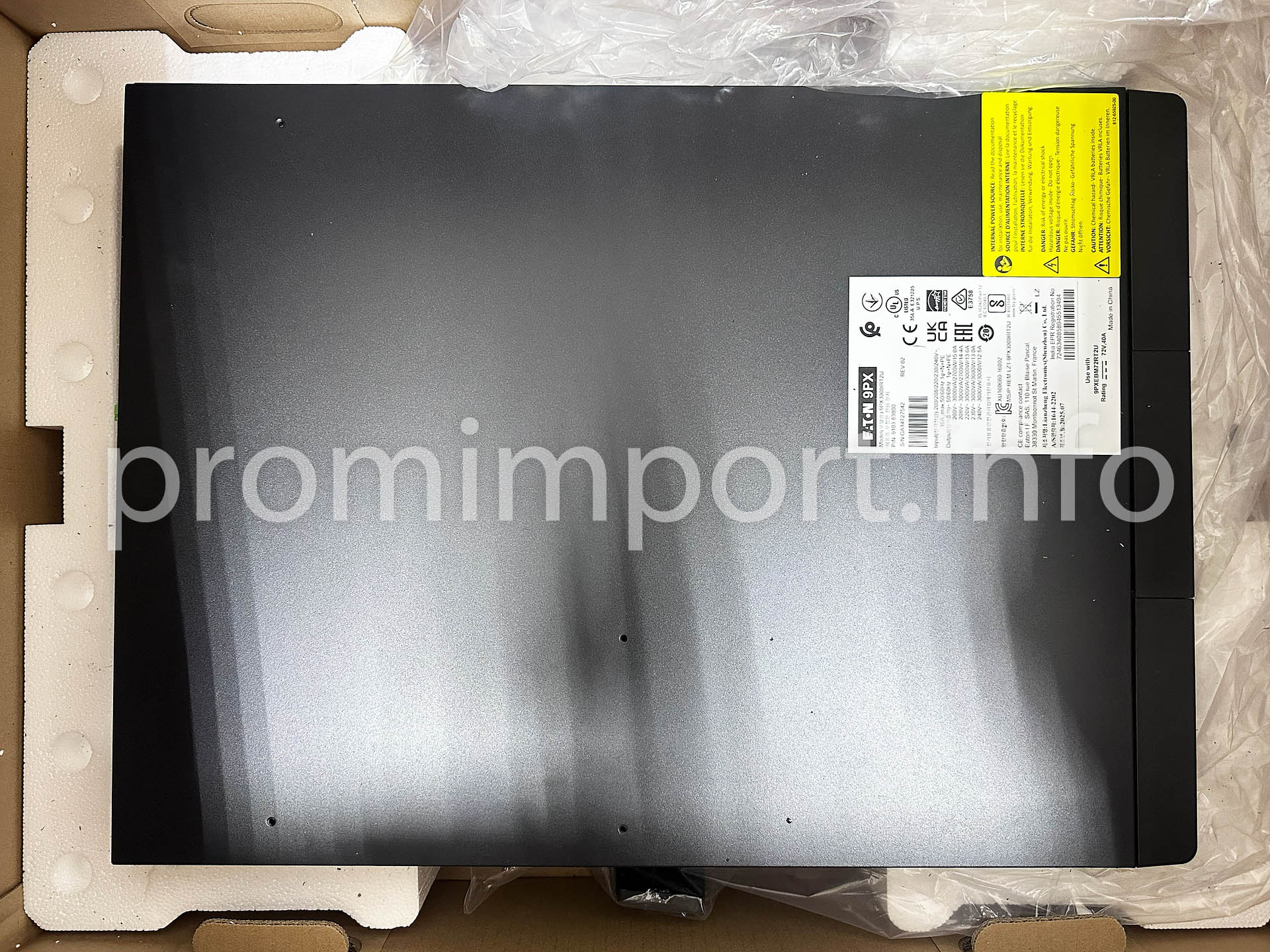 Eaton 9PX3000IRT2U Eaton 9PX3000IRT2U (в упаковке)