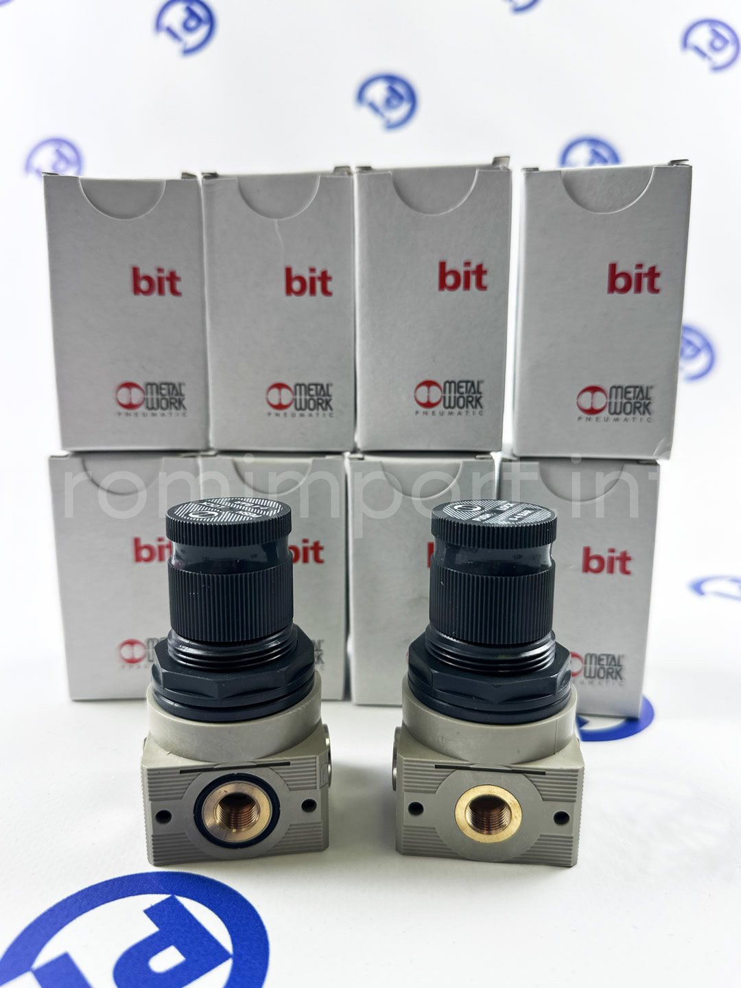Pfeiffer_Vacuum_107140_02 Компания Промимпорт поставила регулятор давления азота Pfeiffer Vacuum 107140